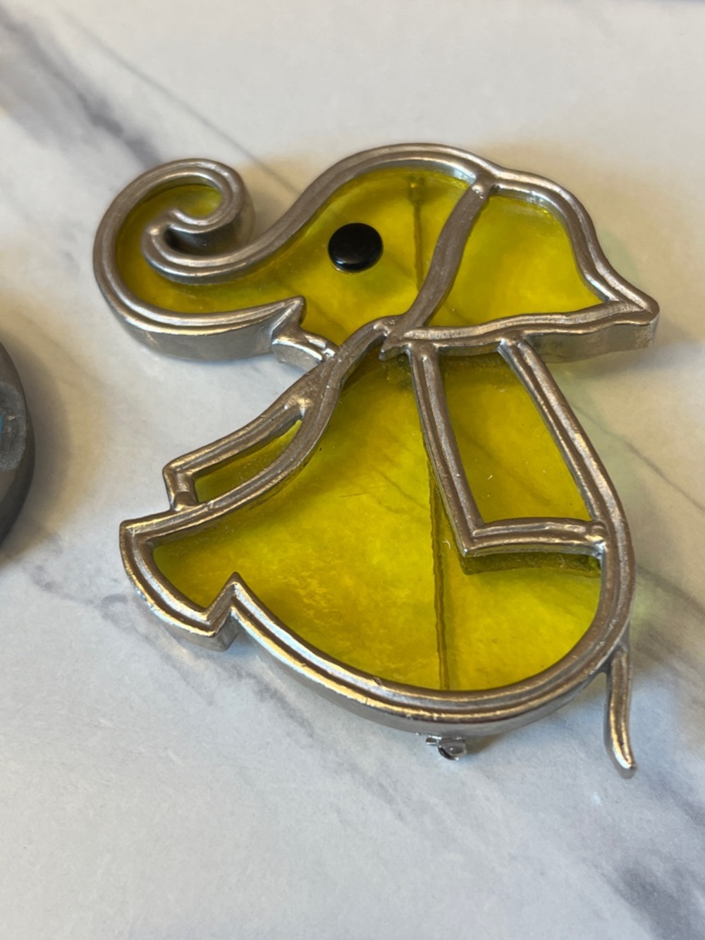 Elephant Brooch Pin 3.5 In 1970s Fashion Jewelry Metal Frame Yellow Hard Plastic